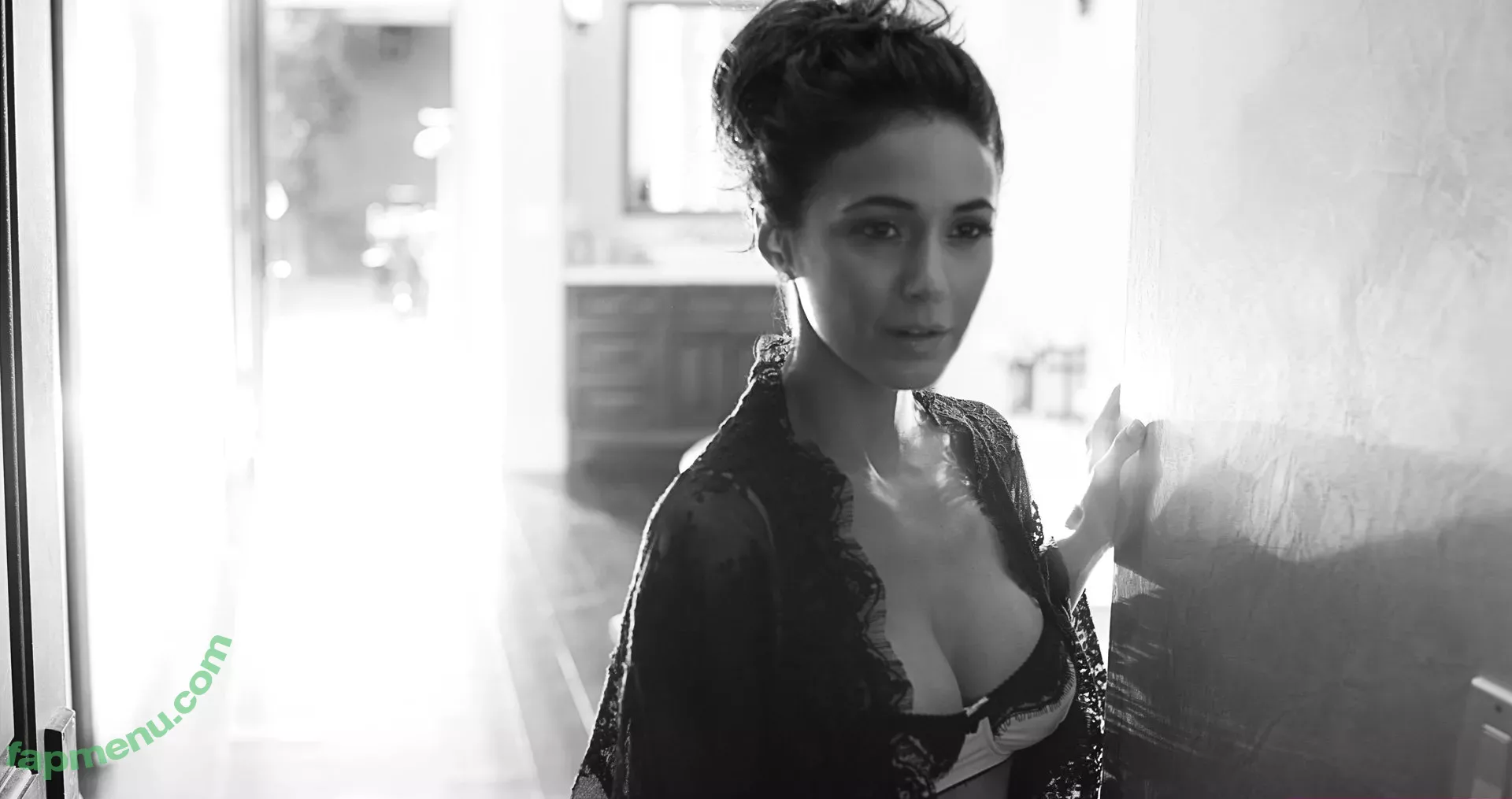 Emmanuelle Chriqui nude photo #0121 (Emmanuelle / echriqui)