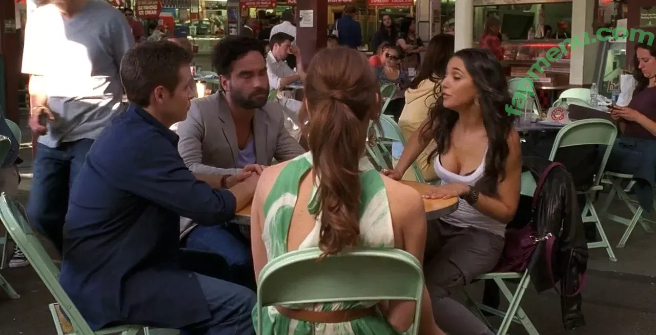 Emmanuelle Chriqui nude photo #0205 (Emmanuelle / echriqui)