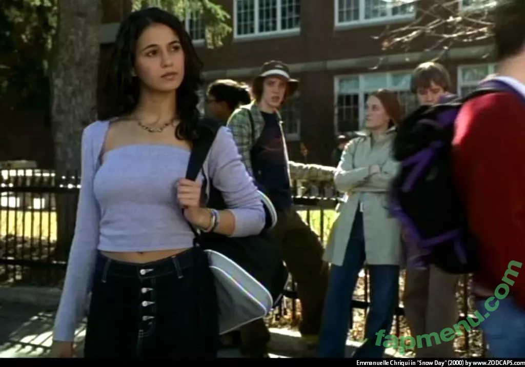 Emmanuelle Chriqui nude photo #0240 (Emmanuelle / echriqui)