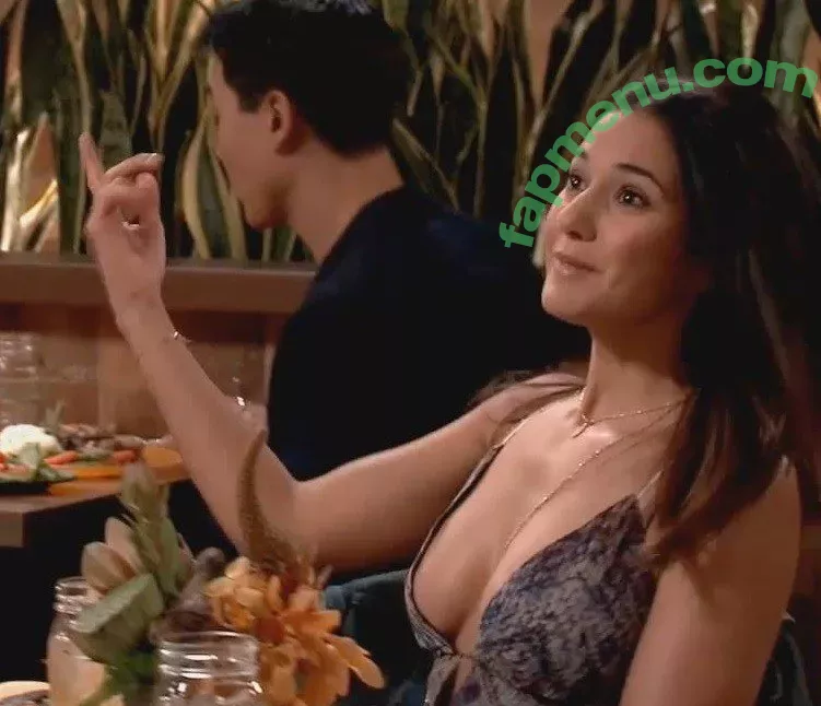 Emmanuelle Chriqui nude photo #0302 (Emmanuelle / echriqui)