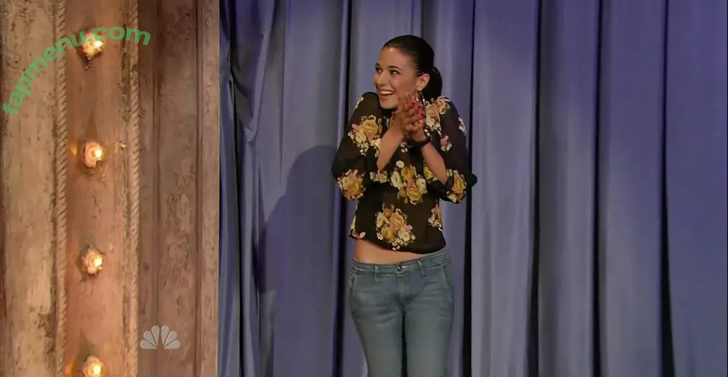 Emmanuelle Chriqui nude photo #0310 (Emmanuelle / echriqui)