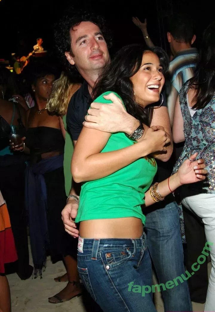 Emmanuelle Chriqui nude photo #0583 (Emmanuelle / echriqui)