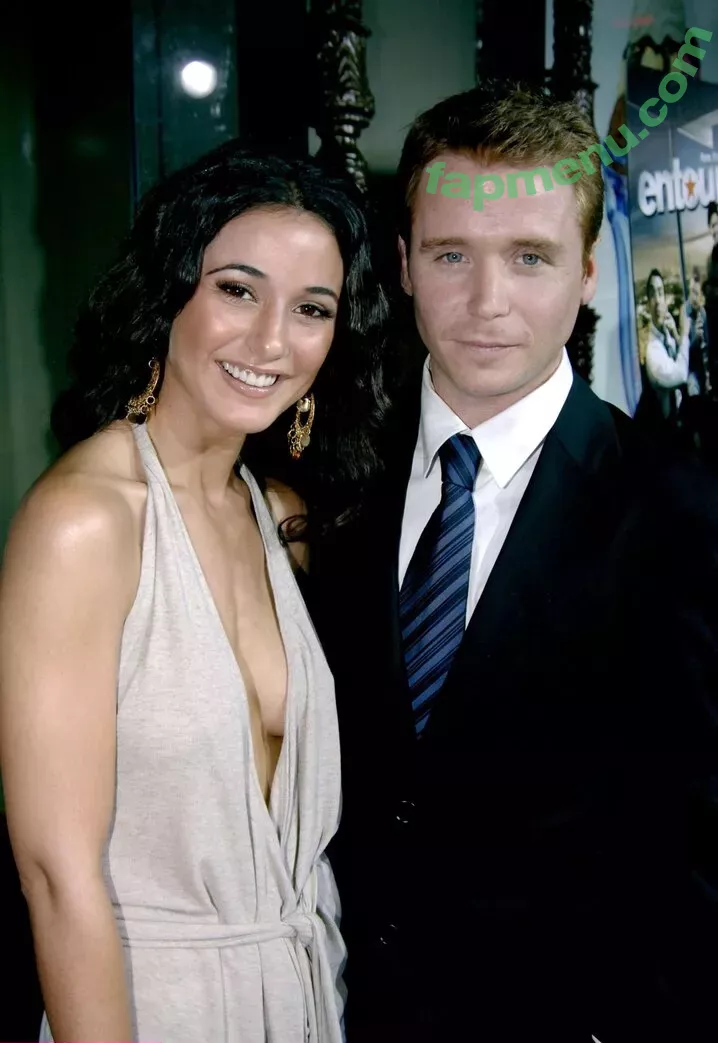 Emmanuelle Chriqui nude photo #0728 (Emmanuelle / echriqui)
