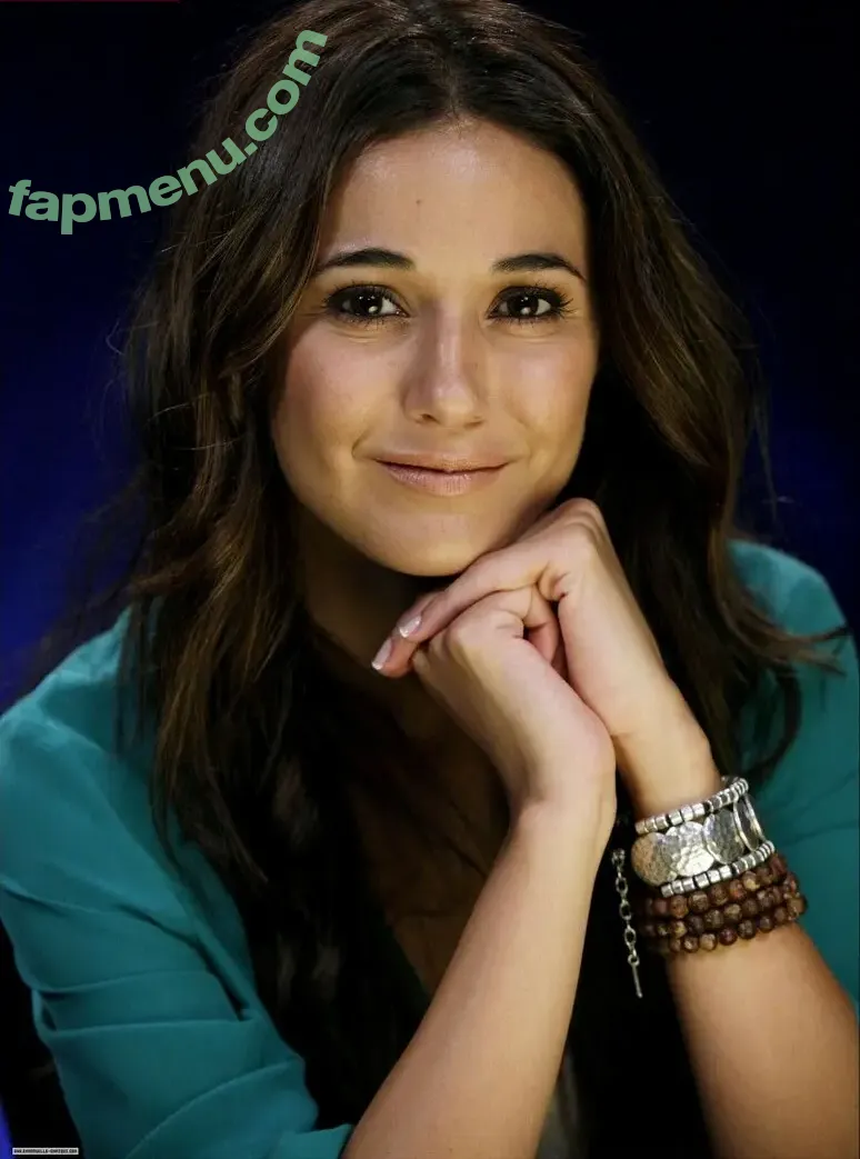 Emmanuelle Chriqui nude photo #1178 (Emmanuelle / echriqui)