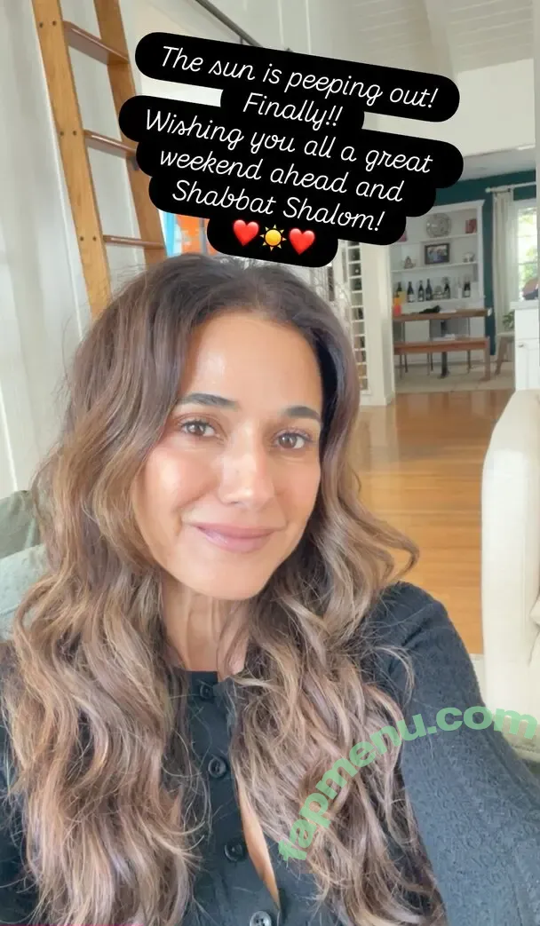 Emmanuelle Chriqui nude photo #1224 (Emmanuelle / echriqui)