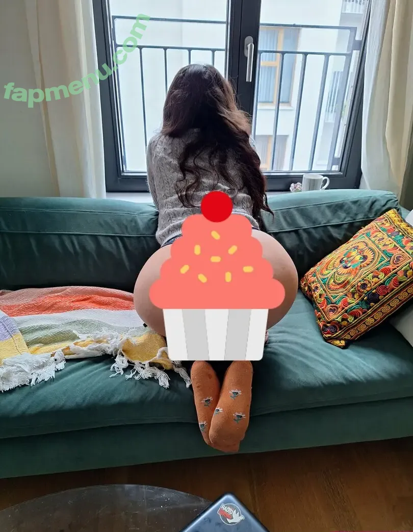 emmanuelle-solemarks69 nude photo #0032 (emmanuelle-solemarks69)