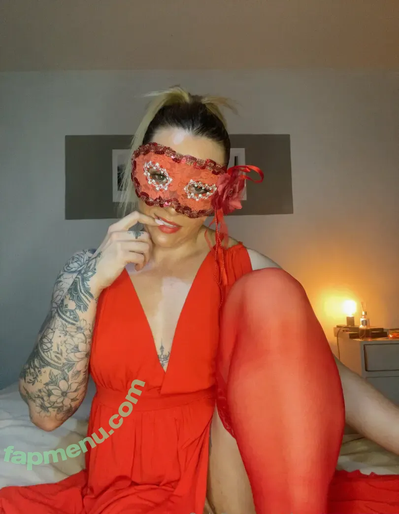 emmapowerrr nude photo #0007 (emmapowerrr)