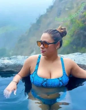 emmasgsl / emmasegal nude photo #0012