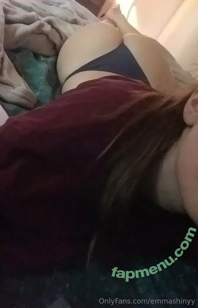 emmashinyy nude photo #0001 (emma.shiny)