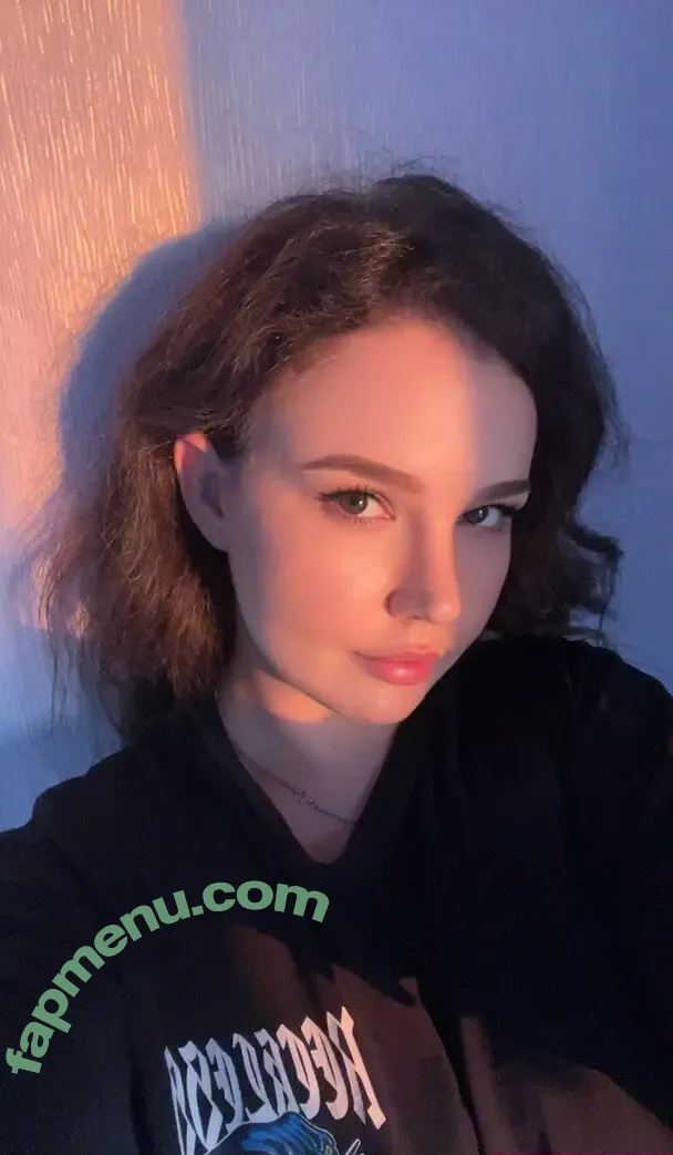 emmasillk nude photo #0037 (emmasillk)