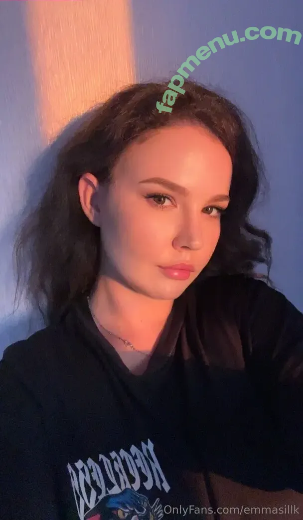 emmasillk nude photo #0038 (emmasillk)