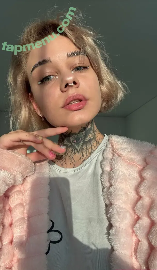 emmaxxdolly nude photo #0011 (emmadollyhere)