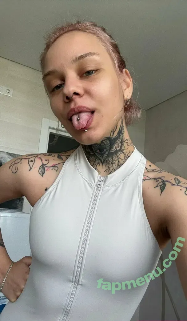 emmaxxdolly nude photo #0020 (emmadollyhere)