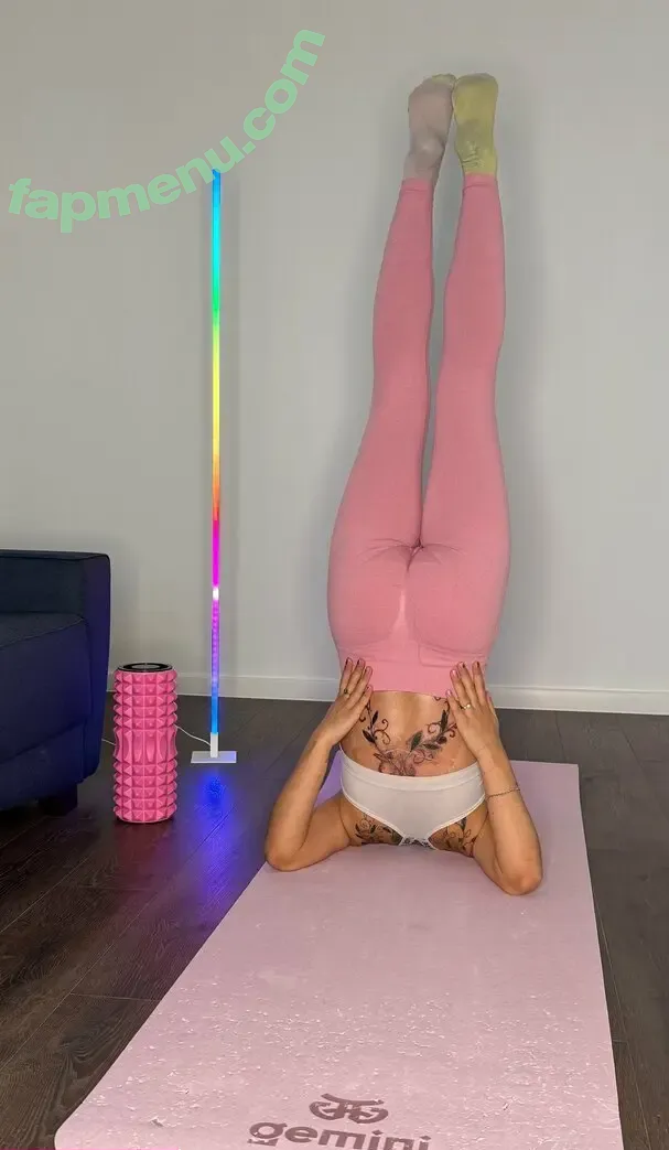 emmaxxdolly nude photo #0081 (emmadollyhere)
