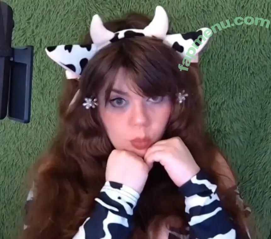 Emmfoolery nude photo #0004 (Emmfoolery)