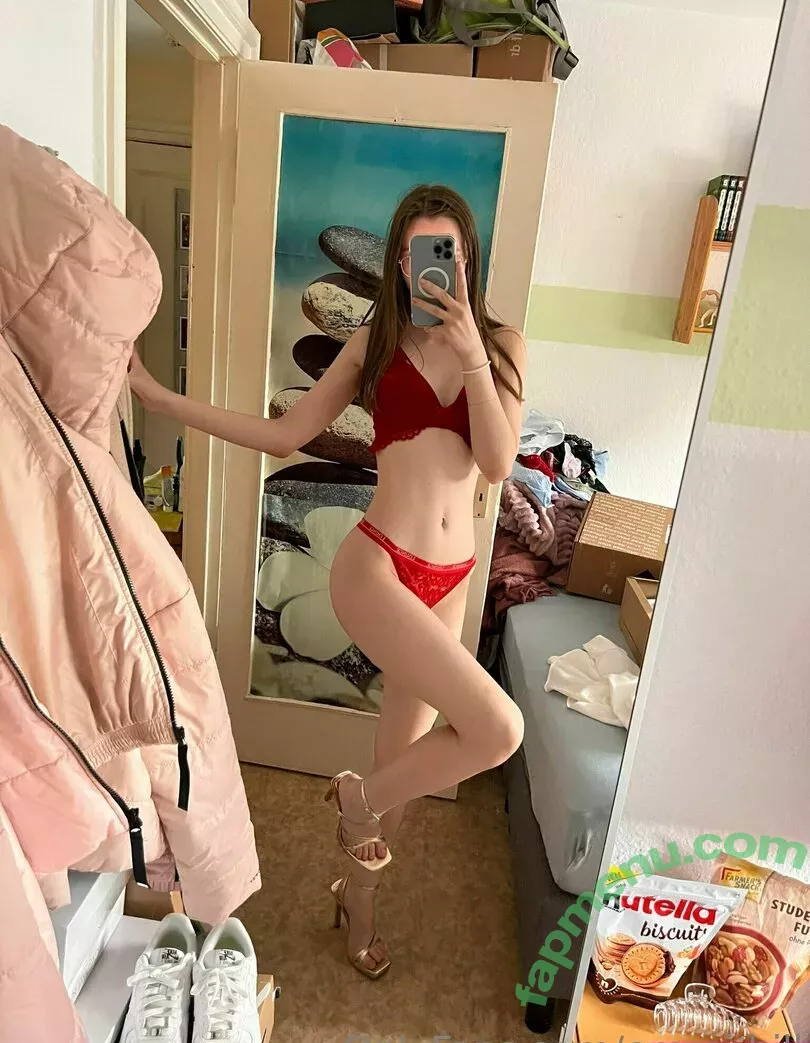 emmi-hill OnlyFans Leak: Nude photo #