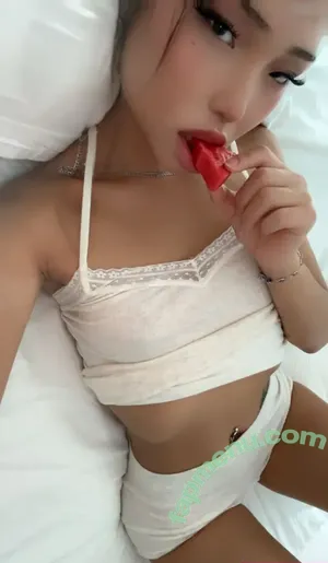  nude photo #0002