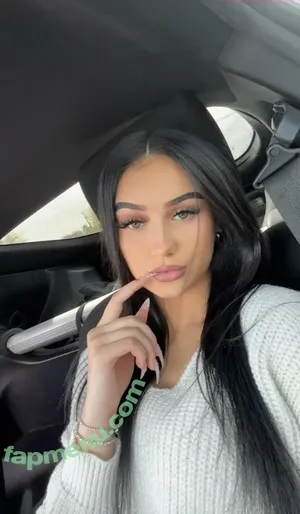 emmie / emmiebbyxx / sillyemmie nude photo #0036