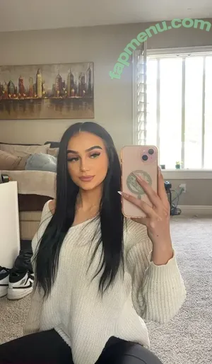 emmie / emmiebbyxx / sillyemmie nude photo #0037