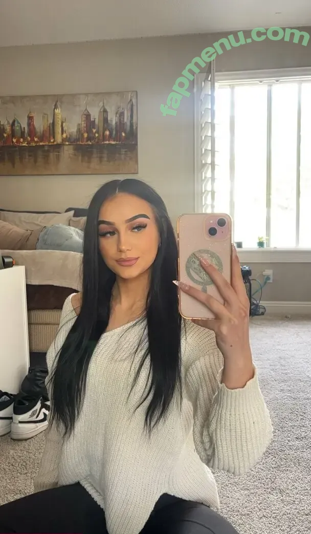 emmie nude photo #0037 (emmiebbyxx / sillyemmie)