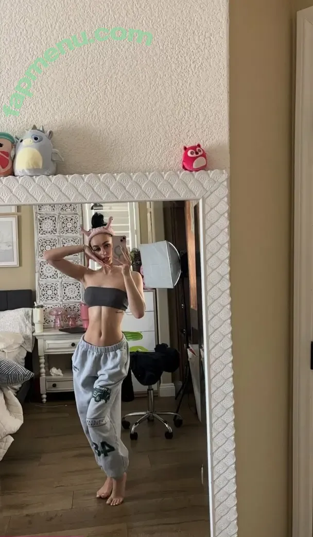 emmie nude photo #0041 (emmiebbyxx / sillyemmie)