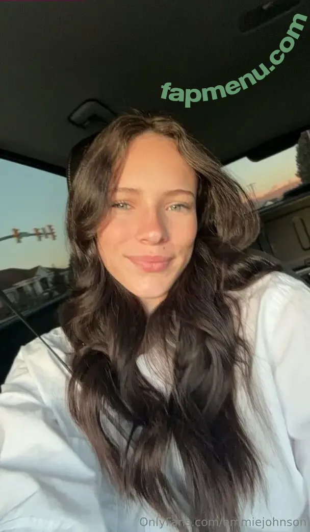 emmiejohnson nude photo #0070 (emmie_johnston)