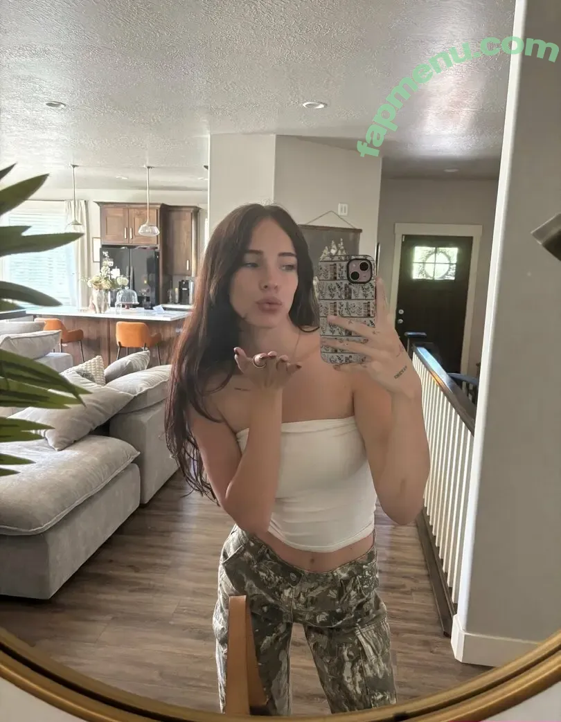 emmiejohnson nude photo #0153 (emmie_johnston)