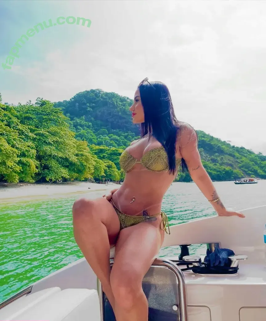 Emmilly Ruthe nude photo #0006 (emilyruthmusic / emmillyruth / emmilyelizabethh)