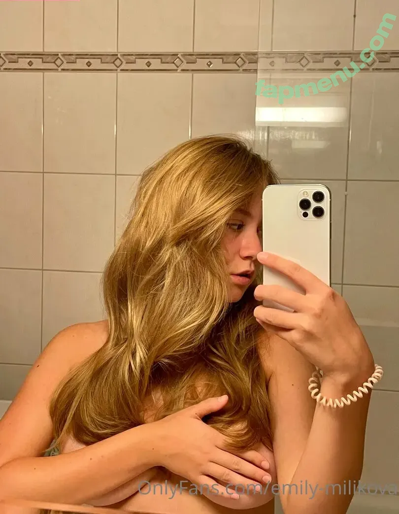 emmimilli nude photo #0012 (emmiilli)