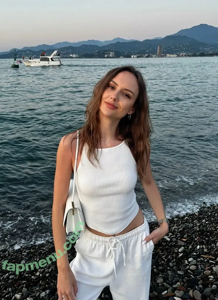 emmmas nude photo #0200 (emmmas)