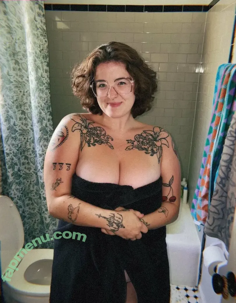 emmmmakait nude photo #0034 (Emma Kait / emma_loves_cherries)