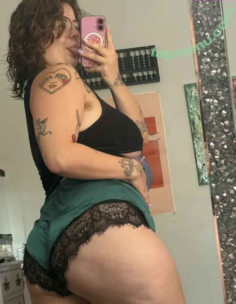 emmmmakait nude photo #0048 (Emma Kait / emma_loves_cherries)