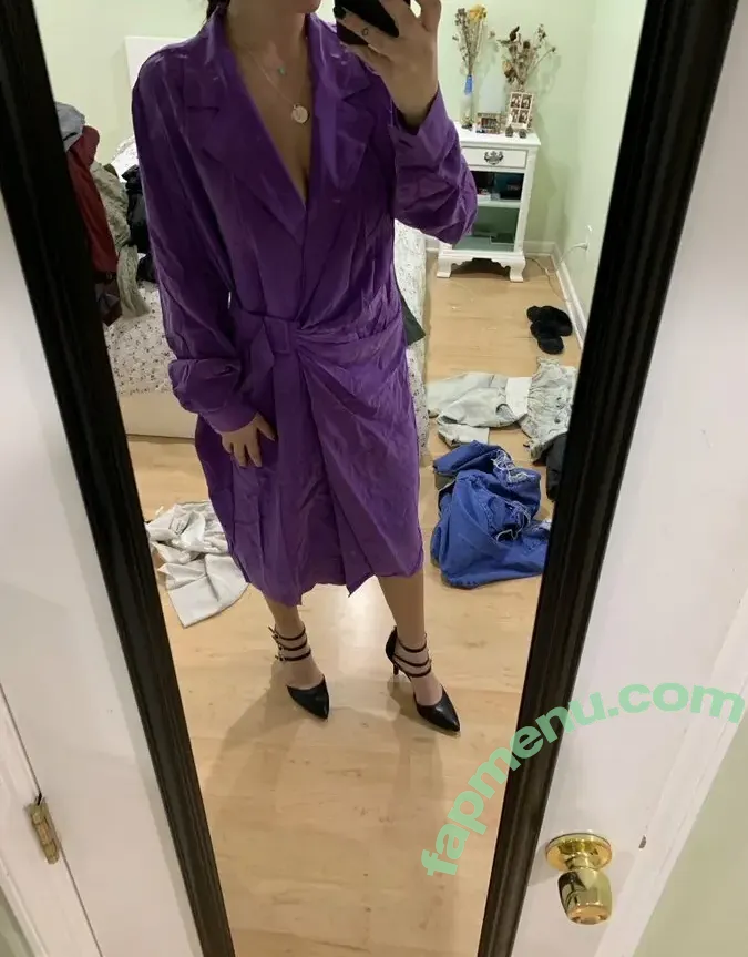 emmmy nude photo #0026 (emmmybaby / emmykgk00)