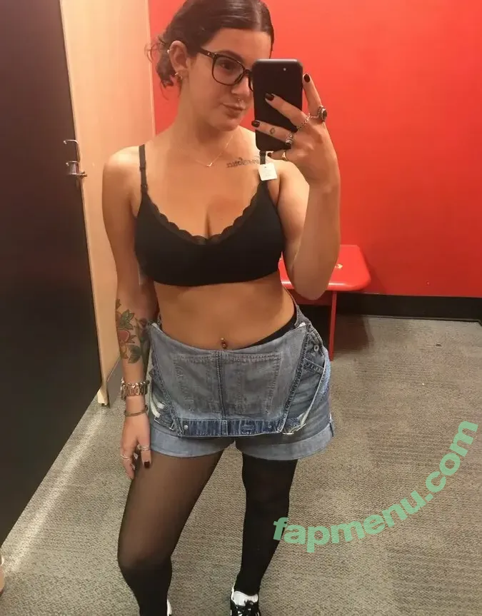 emmmy nude photo #0043 (emmmybaby / emmykgk00)