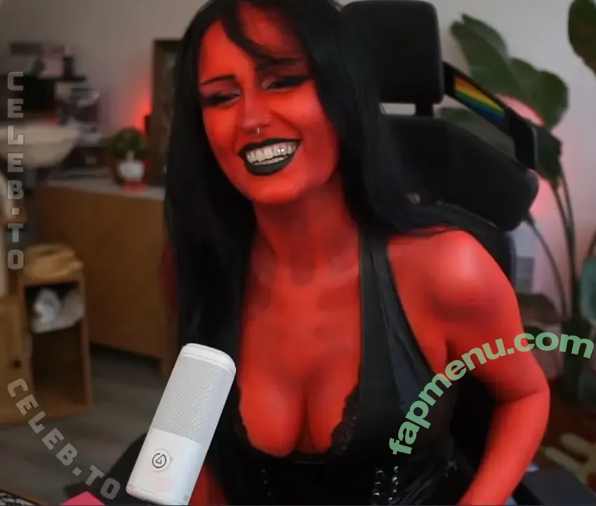 Emmo nude photo #0044 (EmmoLive / Emmo_ttv / brok3ndollz / emmo.ig)