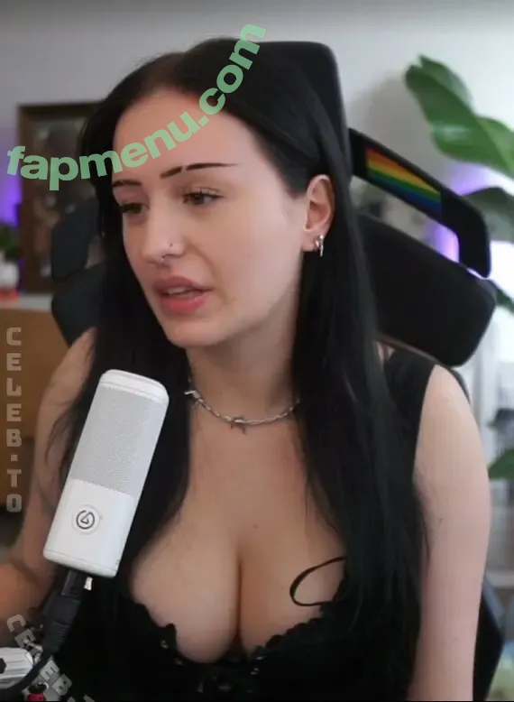 Emmo nude photo #0049 (EmmoLive / Emmo_ttv / brok3ndollz / emmo.ig)