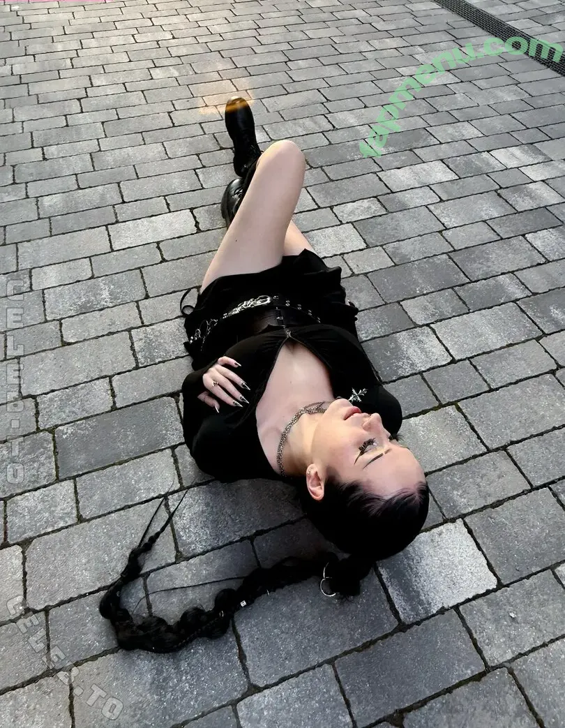 Emmo nude photo #0053 (EmmoLive / Emmo_ttv / brok3ndollz / emmo.ig)