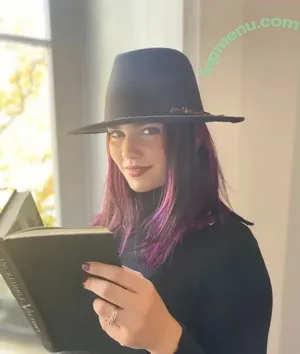 Emmy Beth / prim.a.s.m.r nude photo #0002