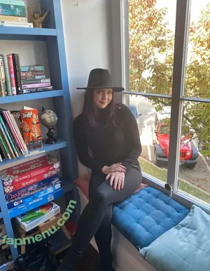 Emmy Beth / prim.a.s.m.r nude photo #0010