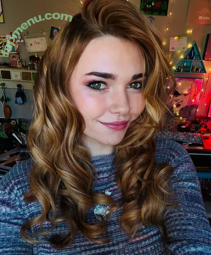 Emmy Beth nude photo #0013 (prim.a.s.m.r)