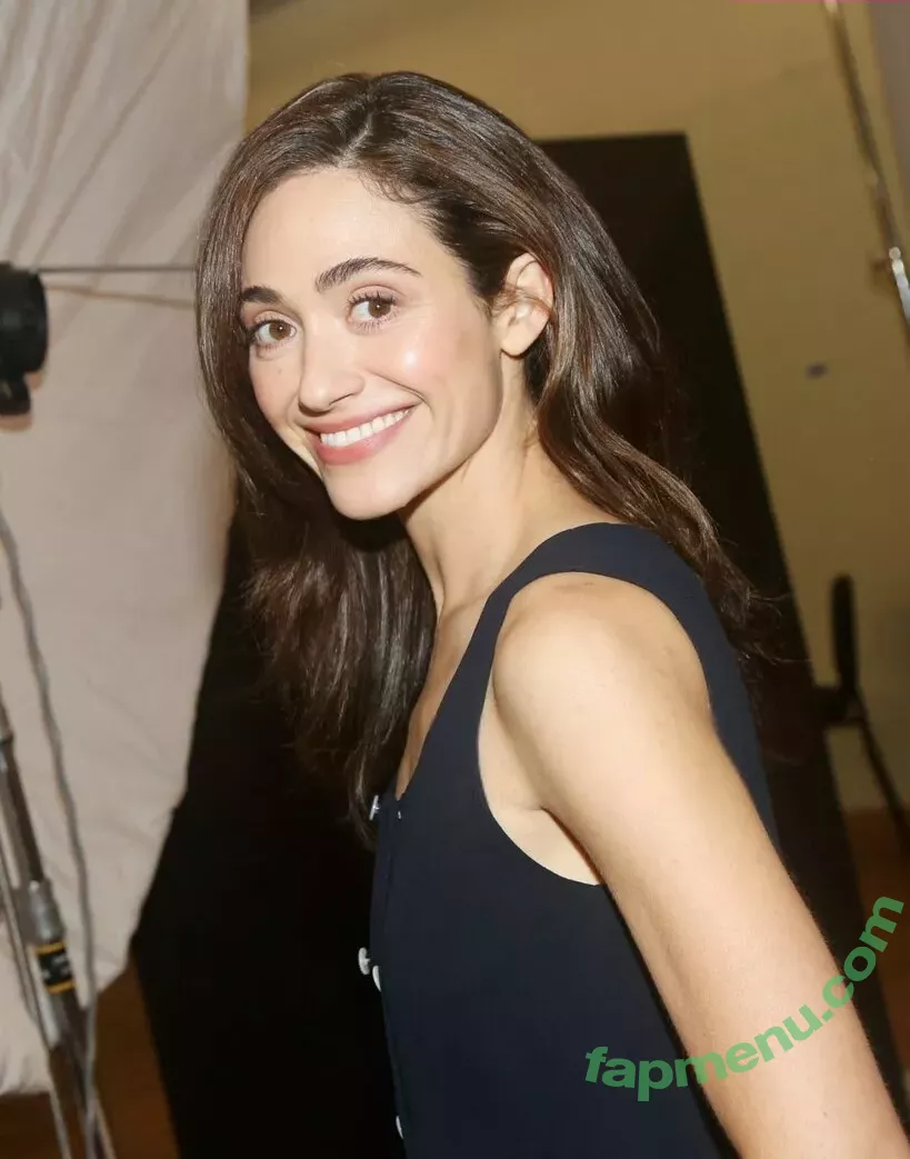 Emmy Rossum nude photo #0500 (Emmyrossum / emmy)