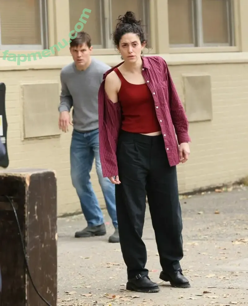 Emmy Rossum nude photo #0604 (Emmyrossum / emmy)