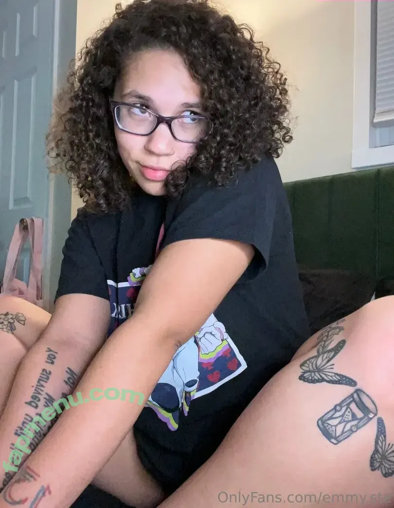 emmy.ste nude photo #0013 (emmy.ste)