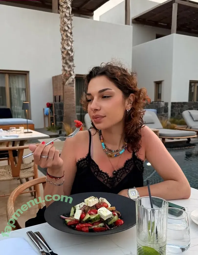 Emmy Tifrit nude photo #0518 (emmy_tifrit)