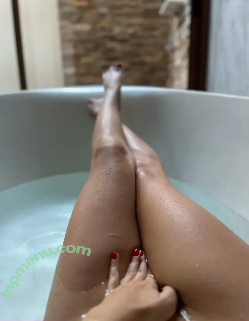 emmycb nude photo #0024 (emmycb)