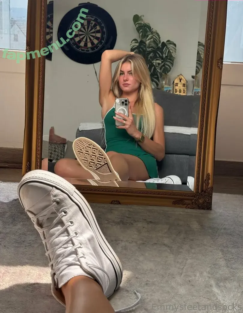 emmyfeetandsocks nude photo #0265 (theluckyguy_efs)