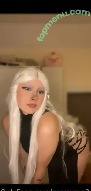emmymo0 / emmymxoxo nude photo #0001