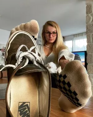 Emmysfeetandsocks / emmyfeetandsocks / emmysfeetandso1 / theluckyguy_efs nude photo #0105