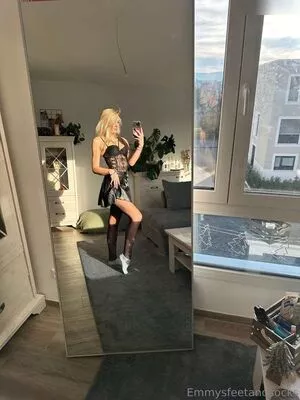 Emmysfeetandsocks / emmyfeetandsocks / emmysfeetandso1 / theluckyguy_efs nude photo #0232