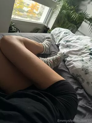 Emmysfeetandsocks / emmyfeetandsocks / emmysfeetandso1 / theluckyguy_efs nude photo #0337